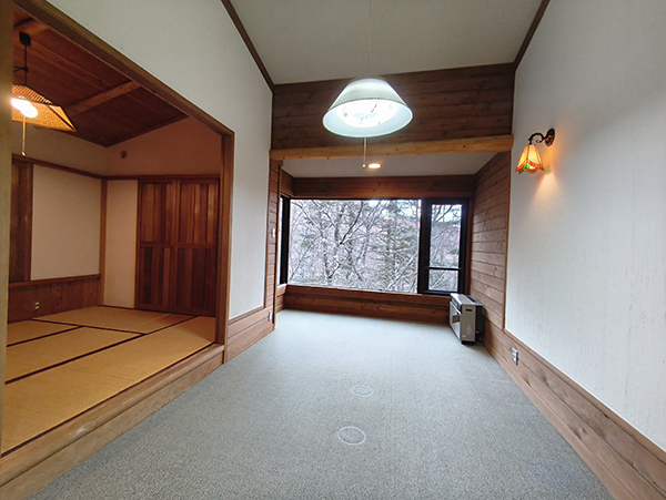 【中古マンション】長野県茅野市 蓼科高原 東急別荘地 8B棟 2階の角部屋 2LDK No.20627詳細ページへ